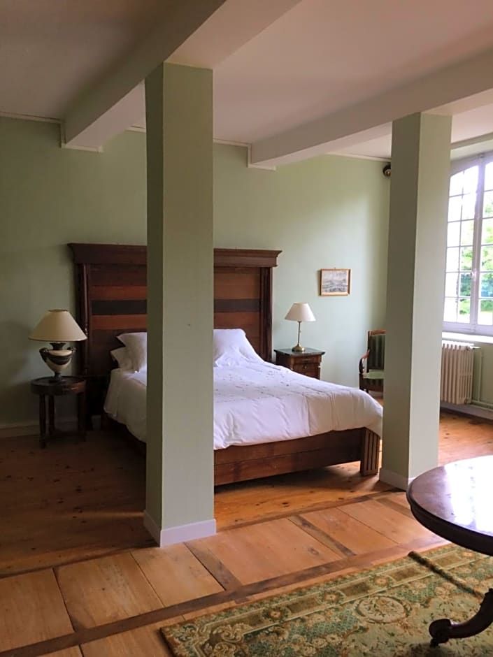 Chateau du Val Larbont