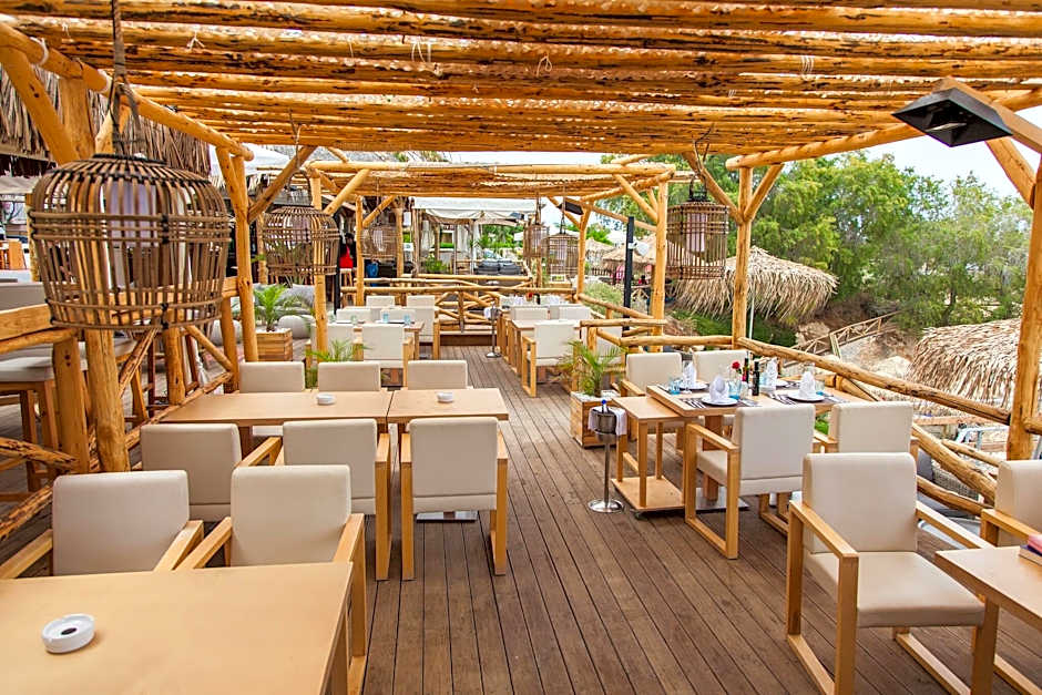 Elmi Suites Beach Hotel