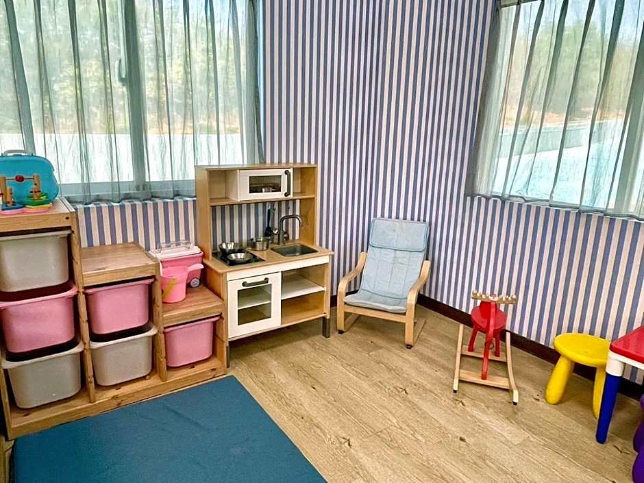 Loju Seaview Homestay