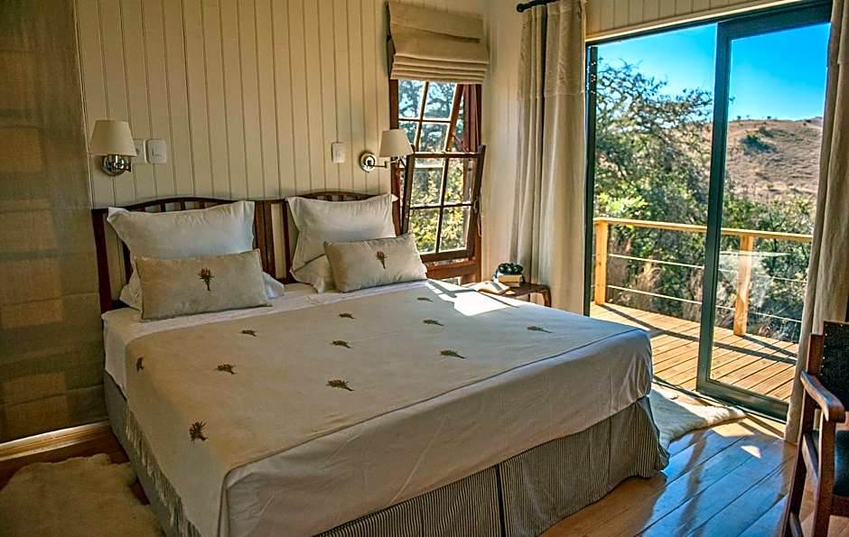 Three Tree Hill Lodge