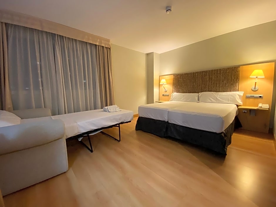 Hospedium Hotel Villa Gom