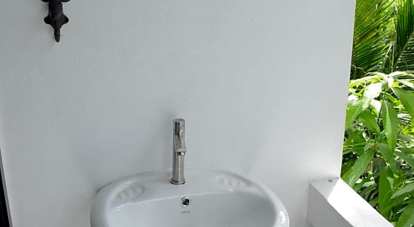 Dawnthaya Ayutthaya House