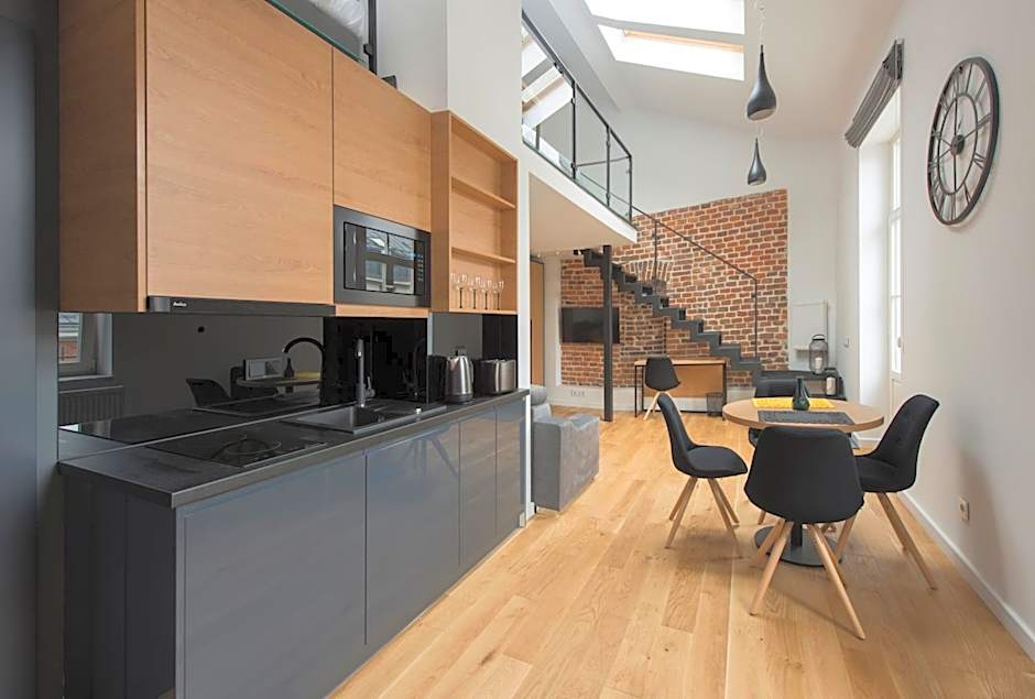 Cristi Residence by Tyzenhauz