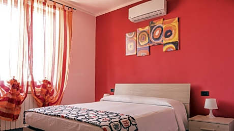 Deluxe Room (2 Adults + 1 Child)