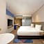 Holiday Inn Express Taizhou City Center By IHG