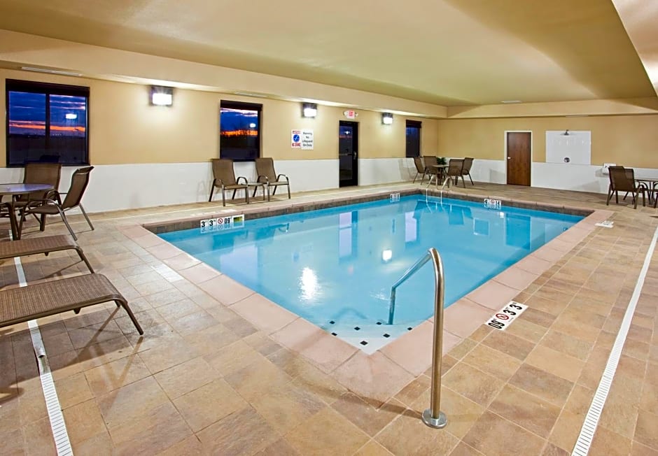 Holiday Inn Express Hotel & Suites Van Wert By IHG
