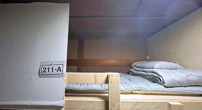 HOTEL1800