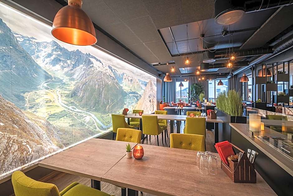 Grand Hotel  by Classic Norway Hotels