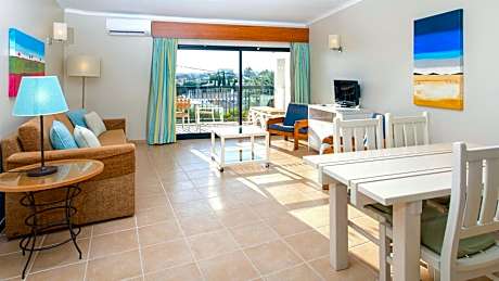 Apartment, 1 Bedroom, Resort View (2 Twin Beds and 2 Twin Sofa Beds)