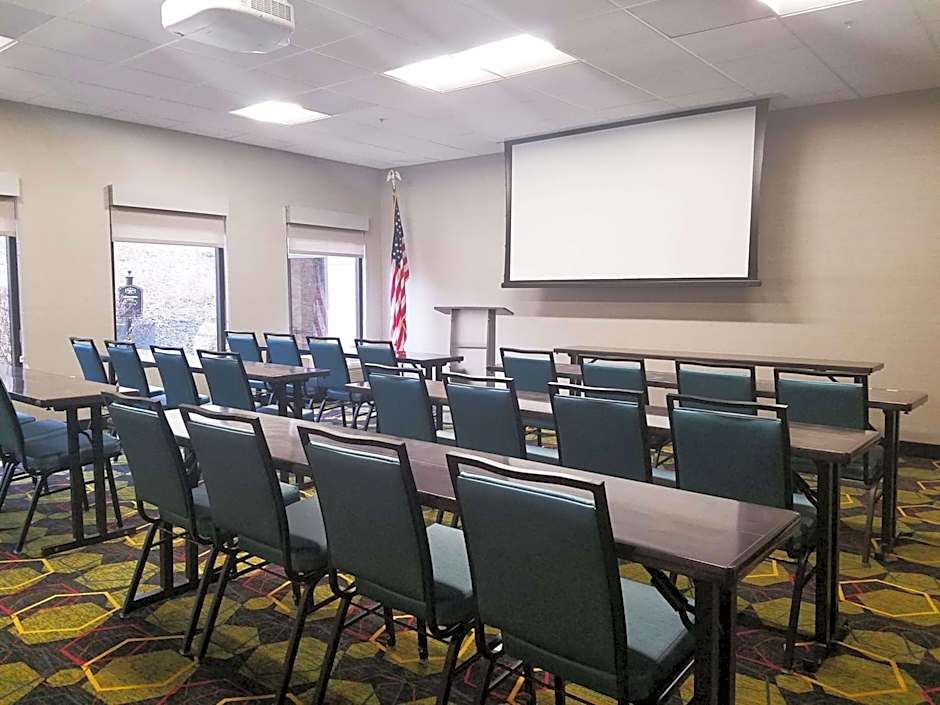 Hampton Inn By Hilton Greensburg