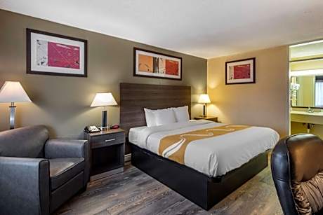 Standard King Room - Non-Smoking