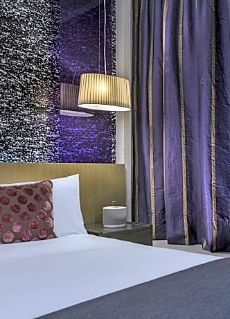 Premier Room, 1 King Bed