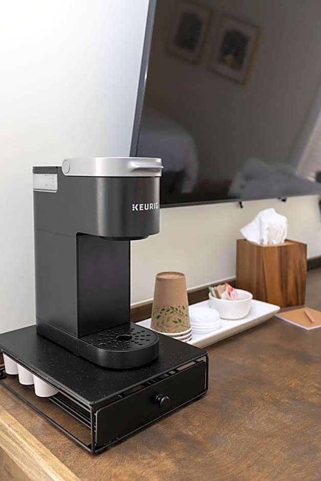 Hilltop 104 Inn at Old Beach