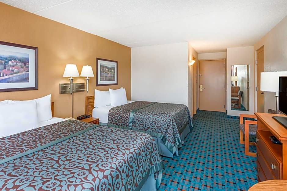 Days Inn by Wyndham Kirksville
