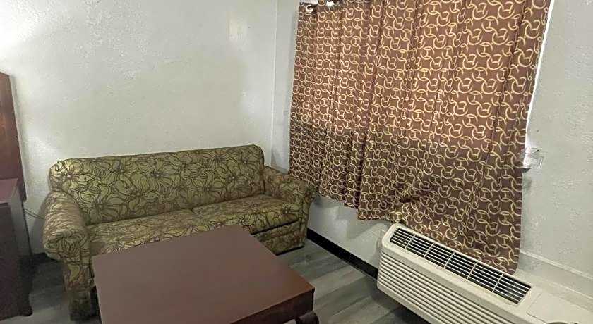 Travelodge by Wyndham Farmington Hwy 64