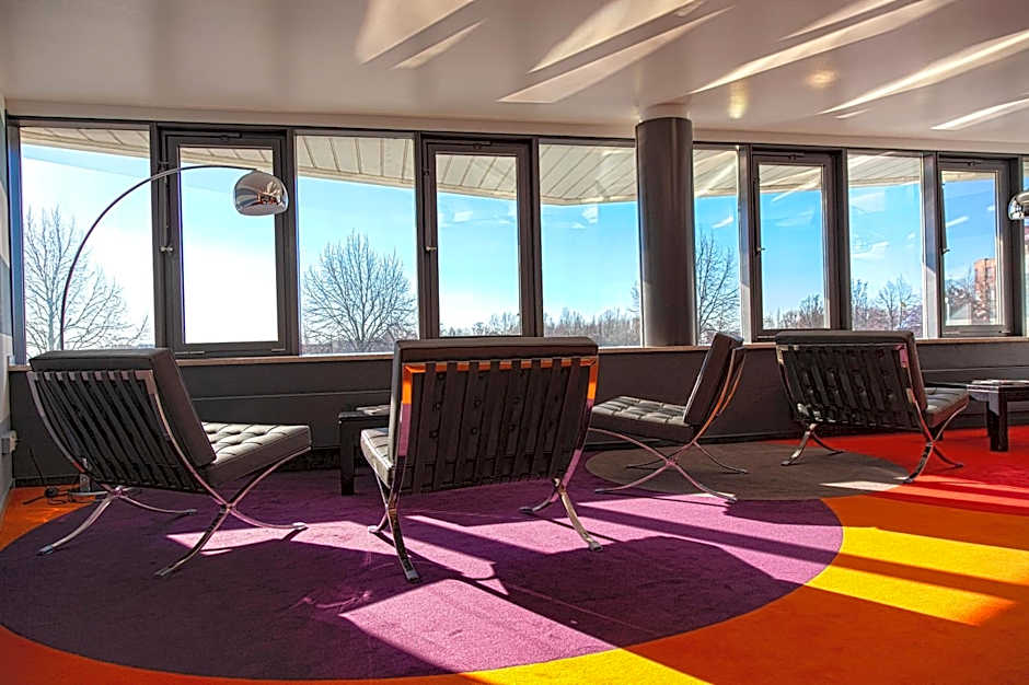 Globana Airport Hotel