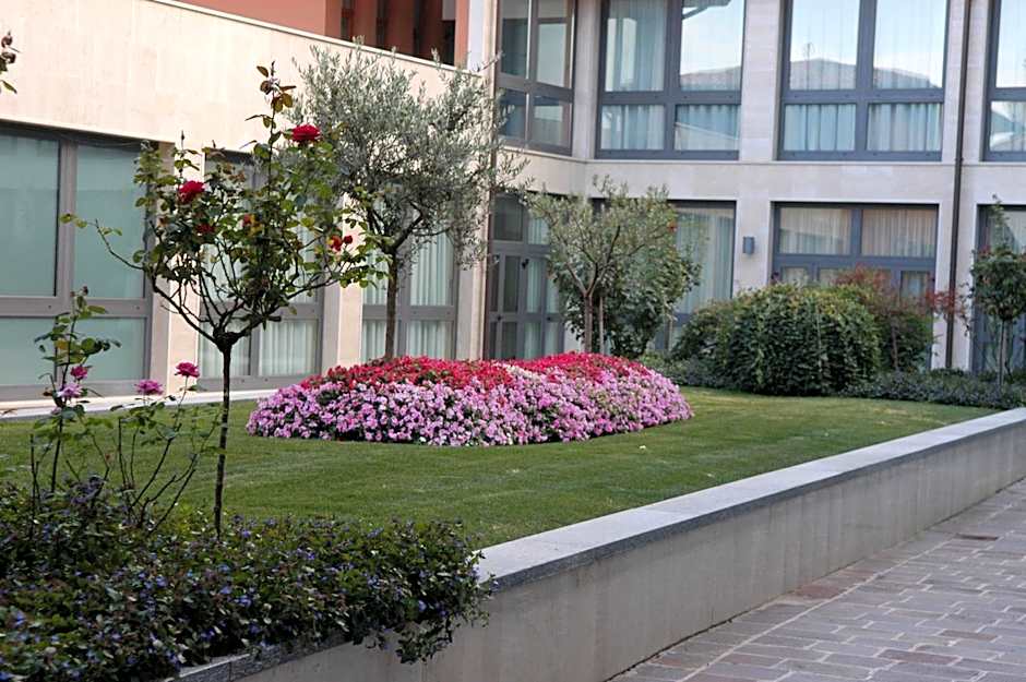 HC Hotel Cremona Pilgrim's