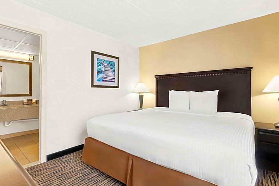 Best Western Hazlet Inn