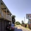Love Hotels Western Holiday by OYO at Harlan Lake NE