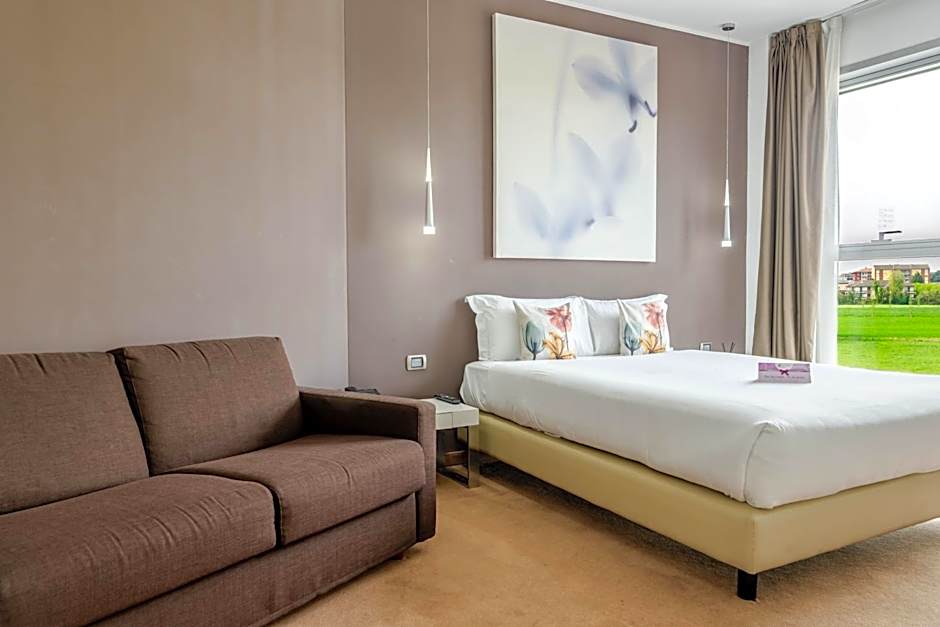 For You Hotel
