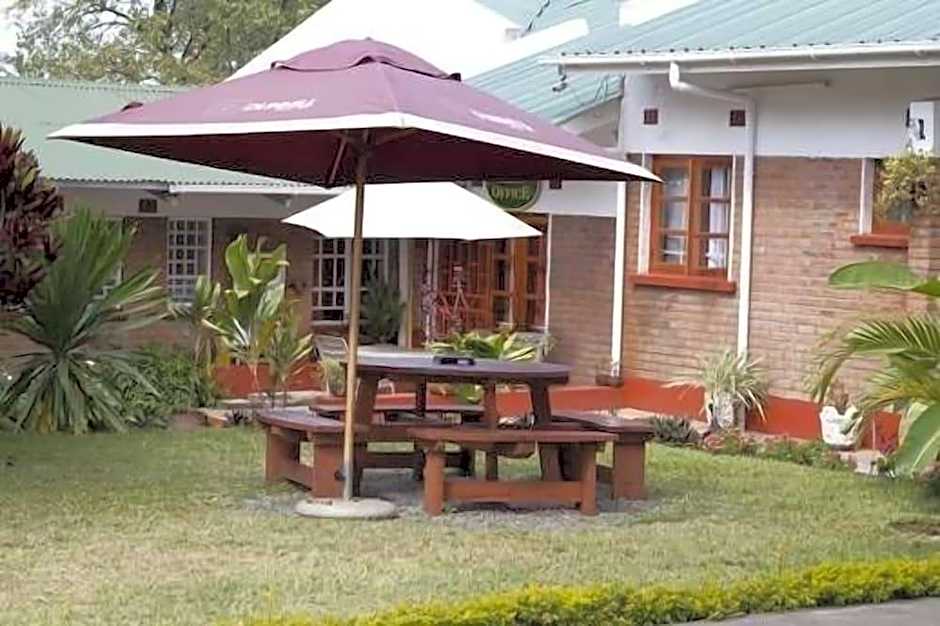 Annie&apos;s Lodge Blantyre