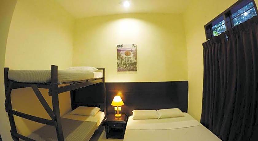 Perhentian Tivoli Inn