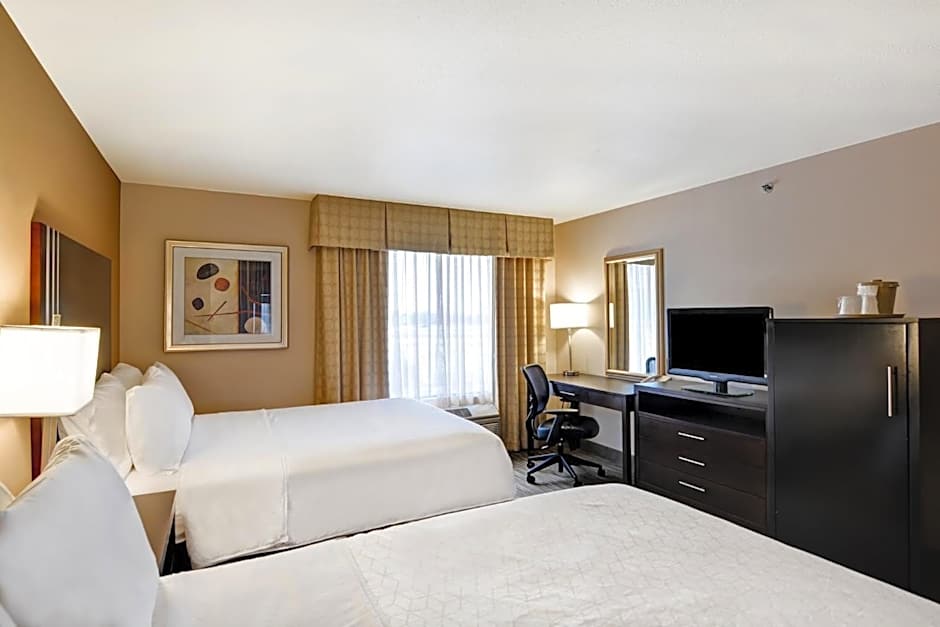 Holiday Inn Express Hotel & Suites Milwaukee-New Berlin By IHG