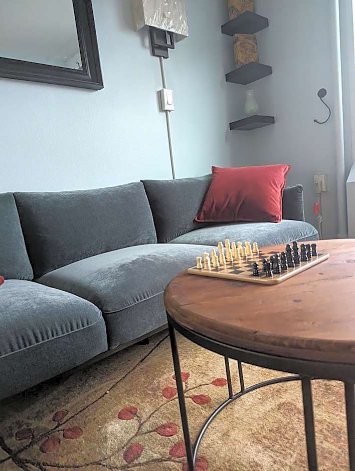 Fully renovated Manhattan gem