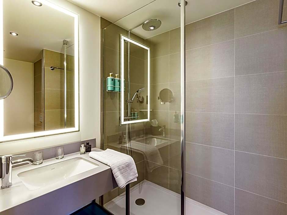 Novotel Liverpool Paddington Village