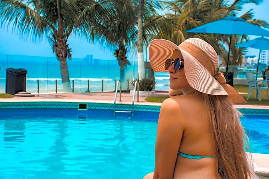 Playa Caracol Hotel & Spa