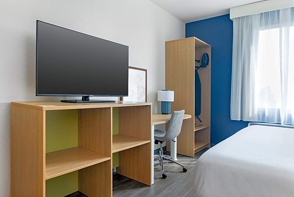 Spark by Hilton Indianapolis Northeast Fishers