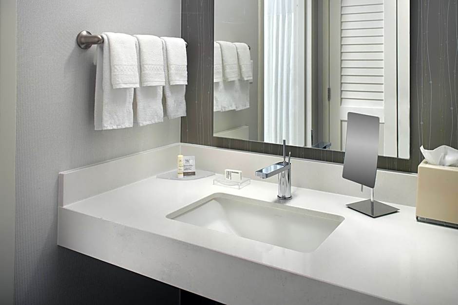 Courtyard by Marriott Greenville Haywood Mall