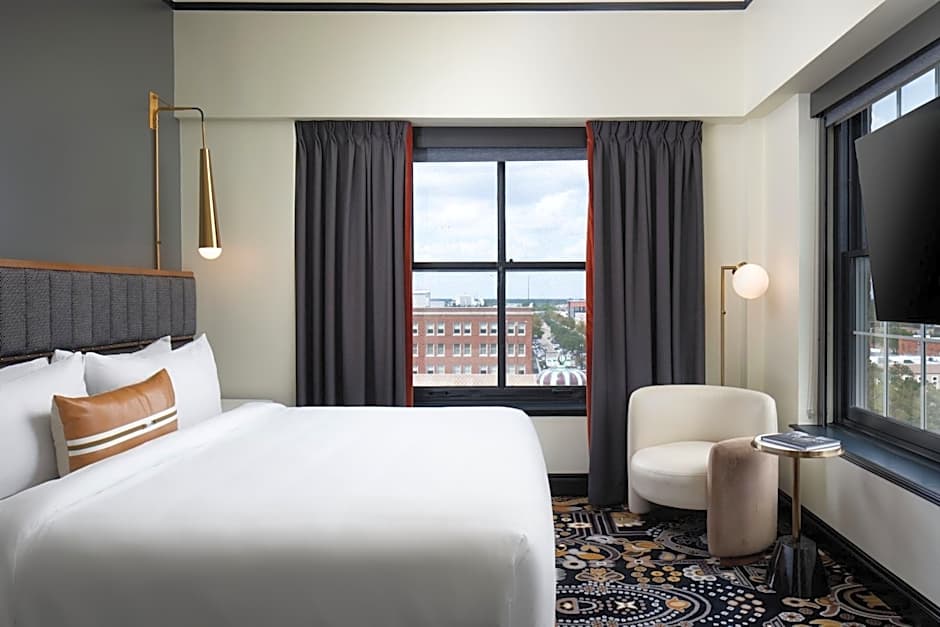 The LaSalle Hotel, Bryan College Station, a Tribute Portfolio Hotel