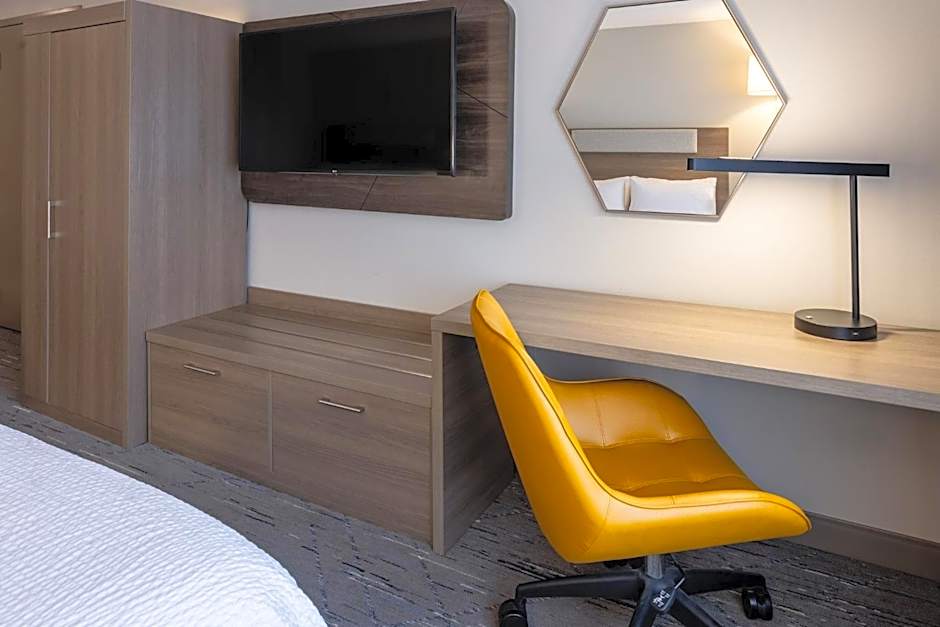 Holiday Inn Express Hotel & Suites Jackson - Flowood By IHG
