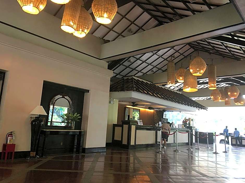 Waterfront Insular Hotel Davao