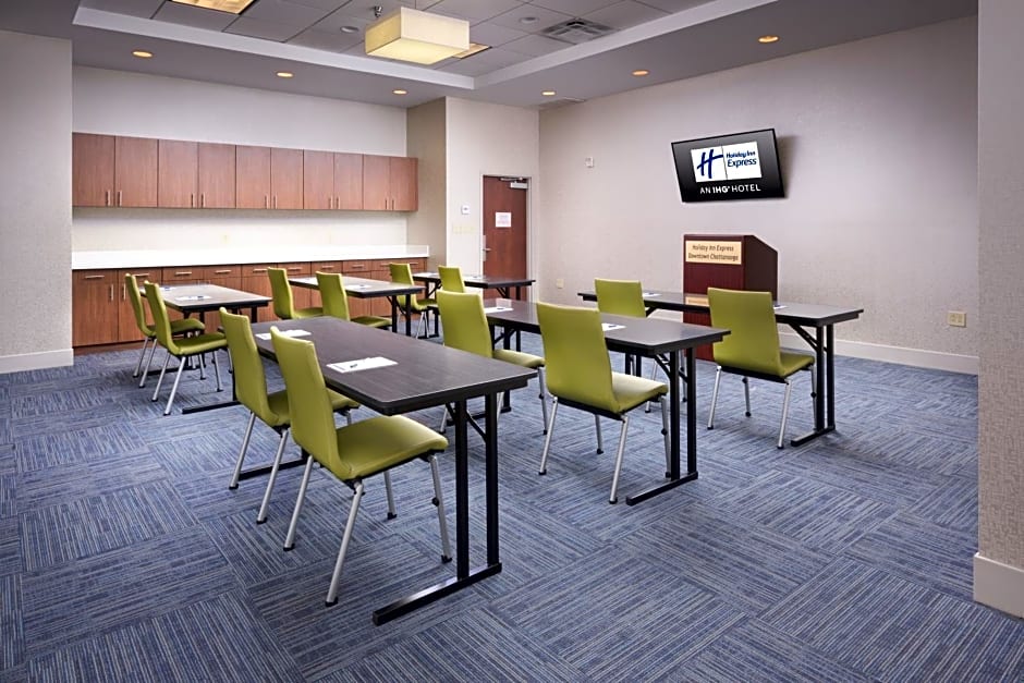 Holiday Inn Express Hotel & Suites Chattanooga Downtown By IHG