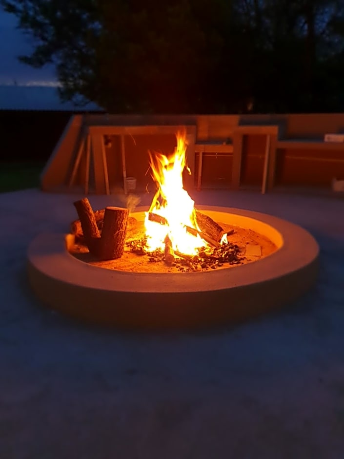 Kransberg Country Lodge Guest Farm