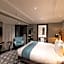 100 Queen's Gate Hotel London, Curio Collection by Hilton