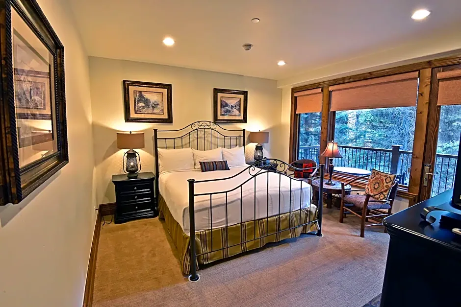 Manor Vail Lodge