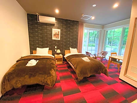 Economy Twin Room