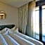 Sky Aparthotel