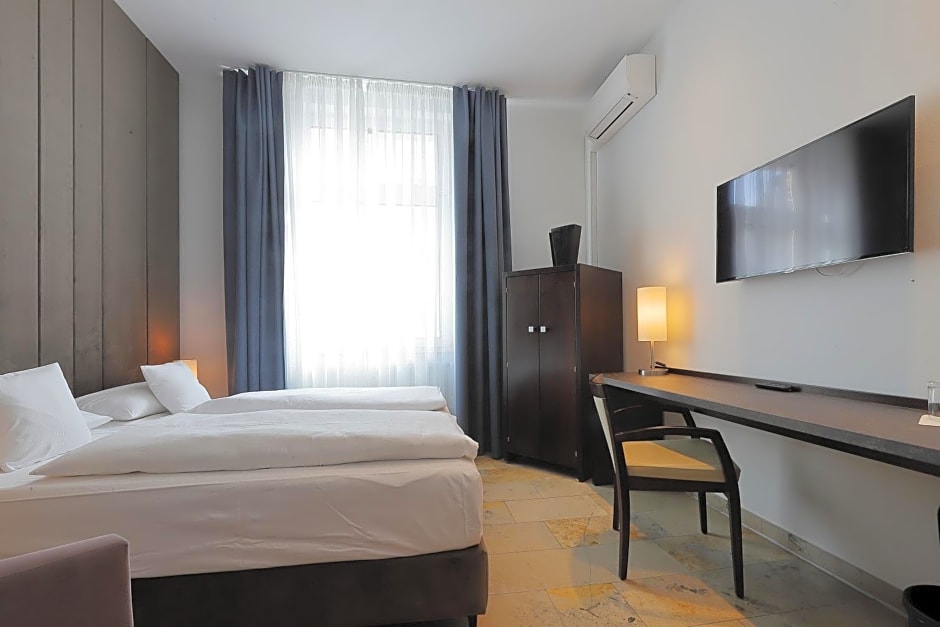 DEVIN Art Hotel