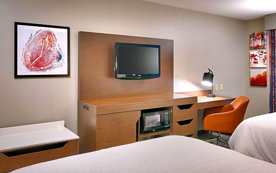 Photo 1 of 4 of 2 Queen Beds, Hearing/Mobility Accessible
