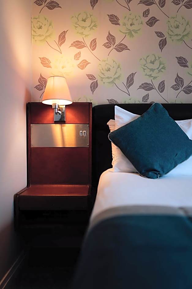 St James Hotel