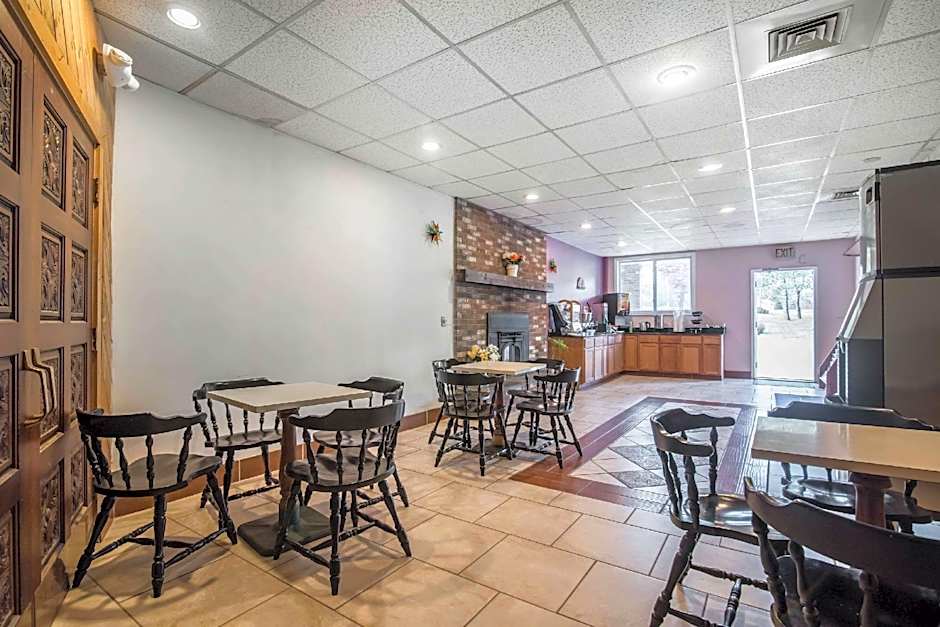Rodeway Inn - Bellows Falls