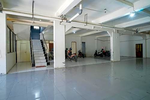 Urbanview Hotel Sayang Makassar