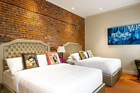 Suite with Two Queen Beds