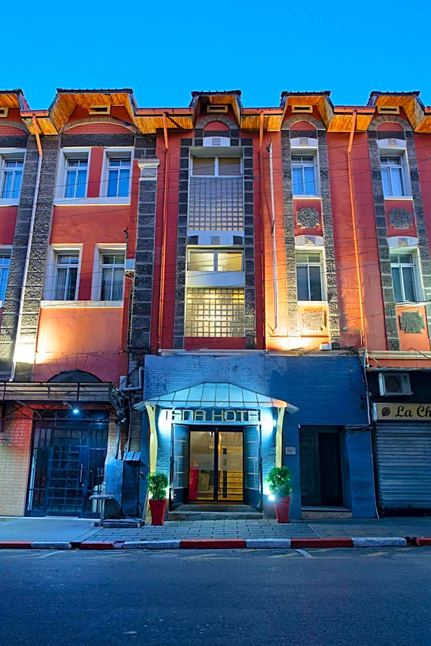 TANA Hotel