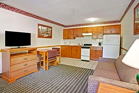 1 King Bed One-Bedroom Suite Non-Smoking