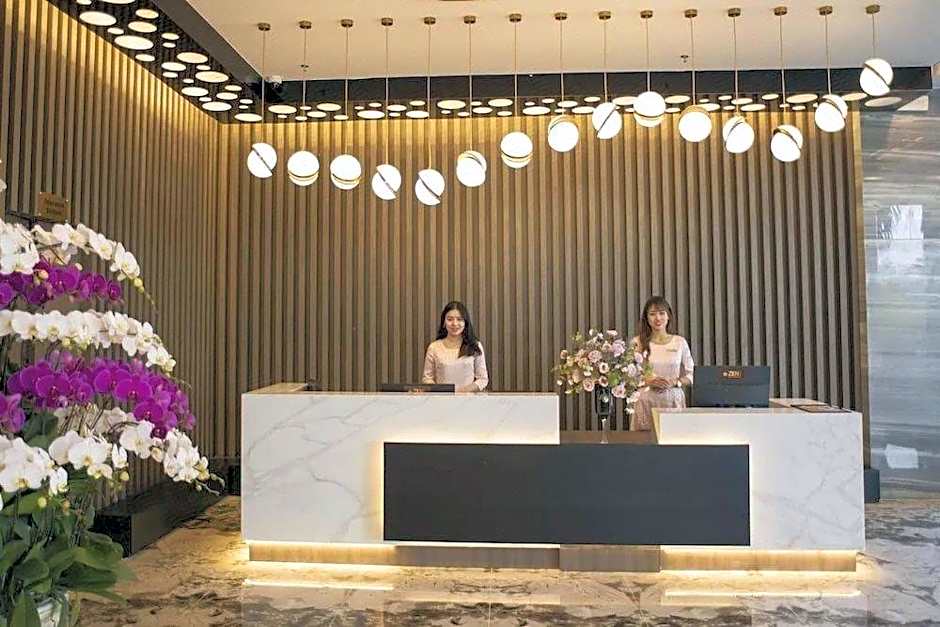 Zen Riverside Hotel n Residences